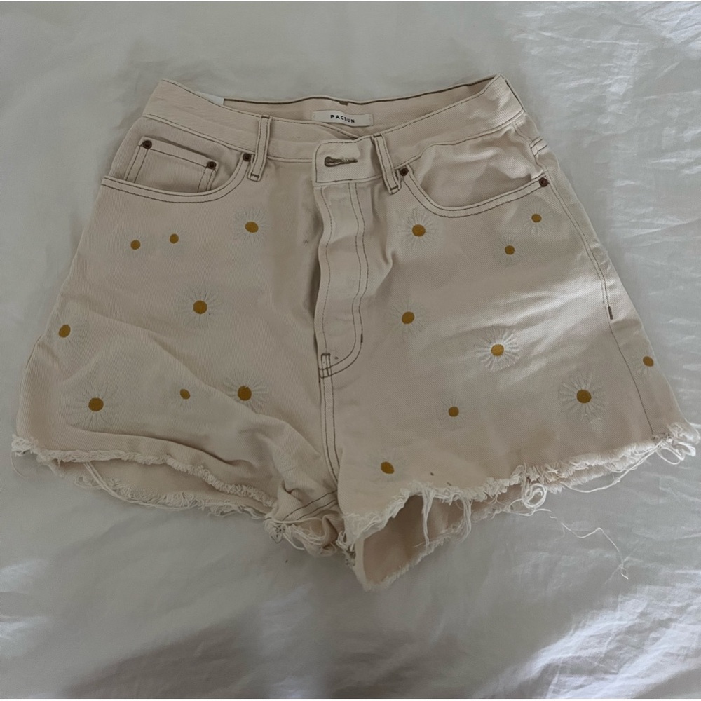 Pacsun flower denim shorts